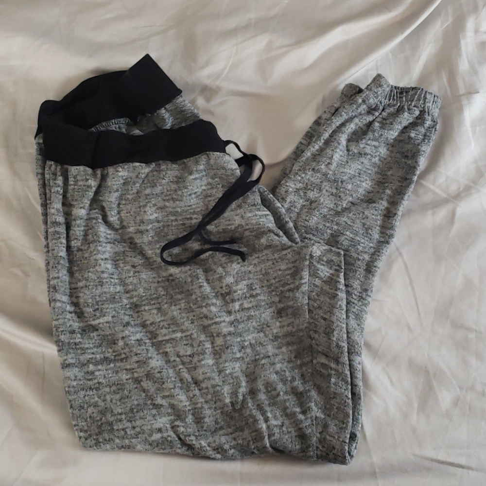 Maternity drawstring pants